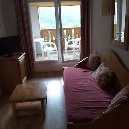 Appartement F2 Au Domaine Des 100 Lacs - Piscine - Sauna - Hammam コテレ エクステリア 写真