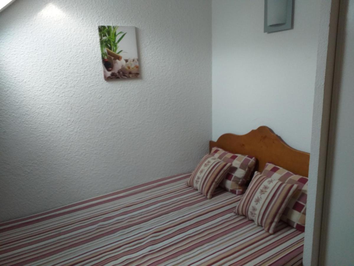 Appartement F2 Au Domaine Des 100 Lacs - Piscine - Sauna - Hammam コテレ エクステリア 写真
