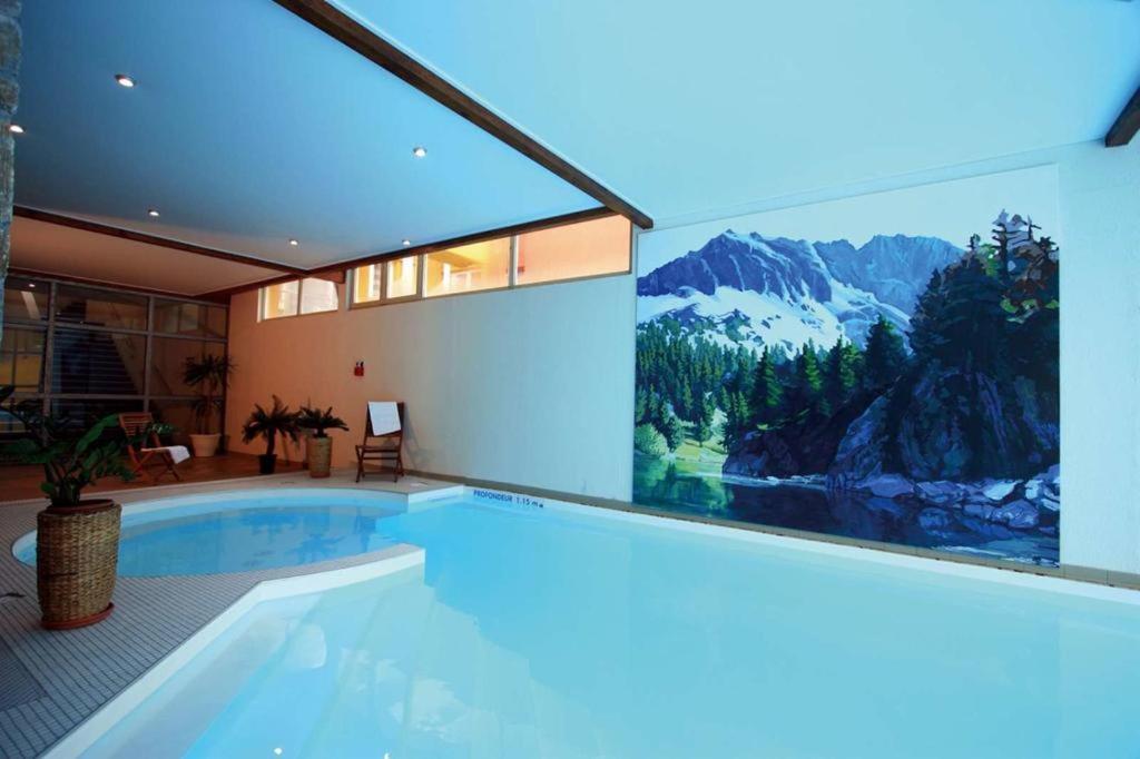 Appartement F2 Au Domaine Des 100 Lacs - Piscine - Sauna - Hammam コテレ エクステリア 写真